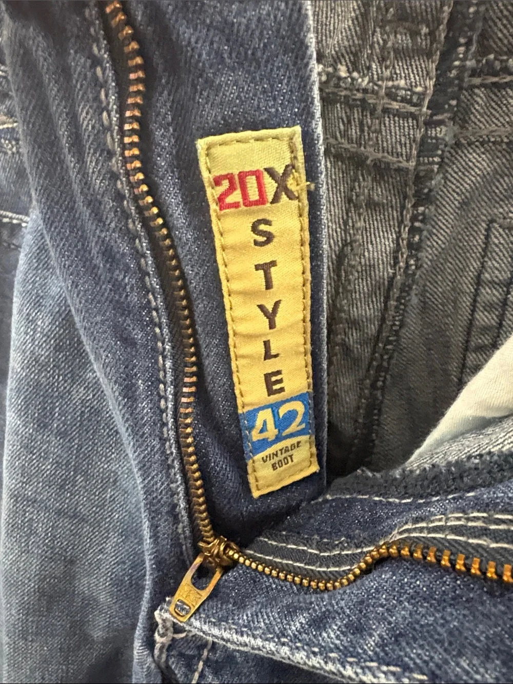 Men's Wrangler 20X Blue Jeans Denim Style 42 30x28 Vintage Boot